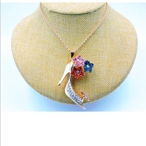 Betsey Johnson High Heel Necklace 👠